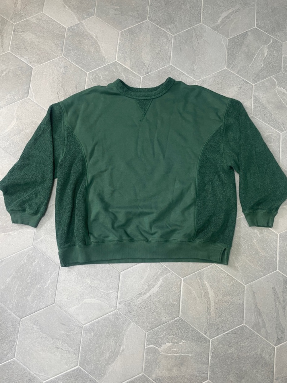 Aerie Fleece Sweatshirt – Women’s Size Large – Forest Green